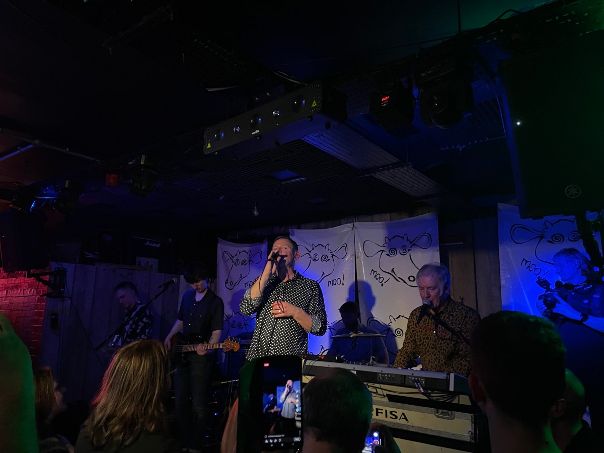 Gig Review: Inspiral Carpets at Stockport’s AMP